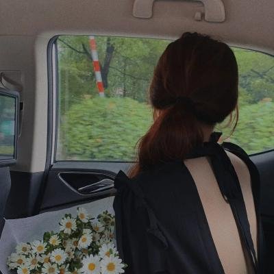 独家爆料：圈内老戏骨深夜密会神秘女子，好友出面澄清，前后半年